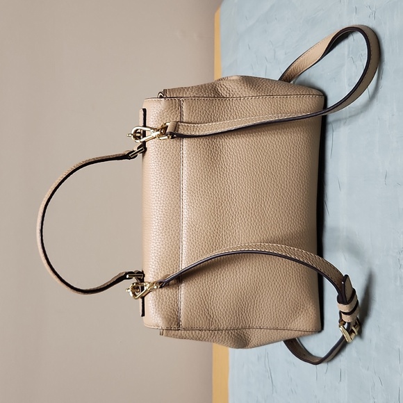 Michael Kors Callie Ballet Handbag Taupe - Picture 4 of 11